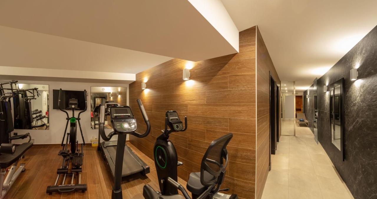Hotel Rh Portocristo & Wellness Пеніскола Екстер'єр фото