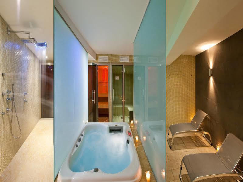 Hotel Rh Portocristo & Wellness Пеніскола Екстер'єр фото
